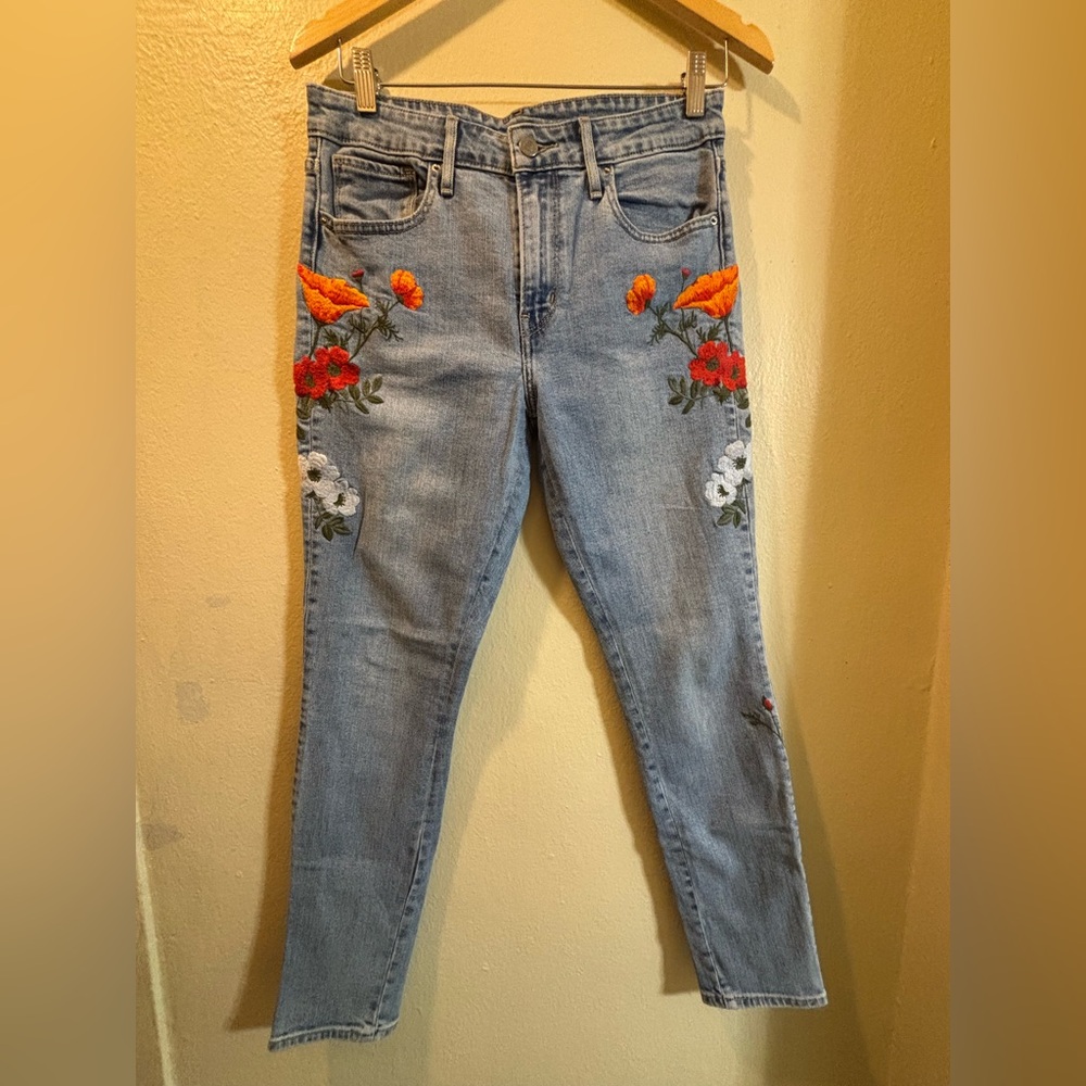 LEVI’S Floral Embroidered Women's Jeans